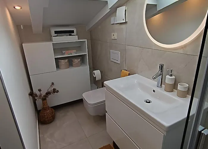 Luxury New Blue Moon Porec