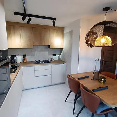 Luxury New Blue Moon * Porec