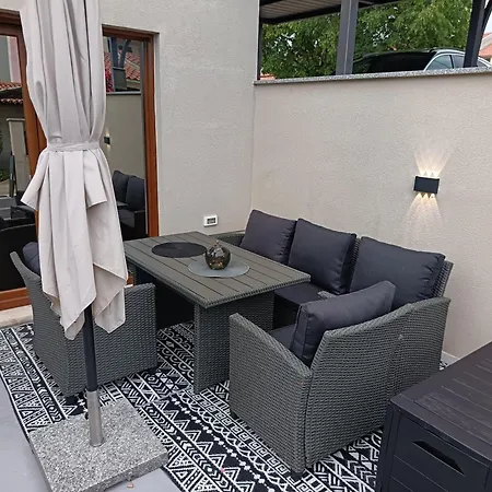 Luxury New Blue Moon * Porec