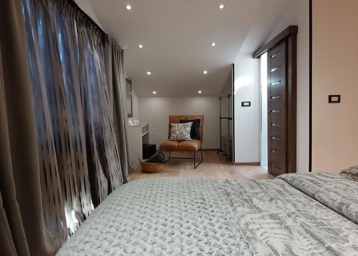 Luxury New Blue Moon 公寓