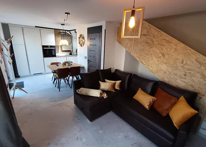 Luxury New Blue Moon 波雷奇